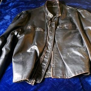Men's very vintage leather jacket